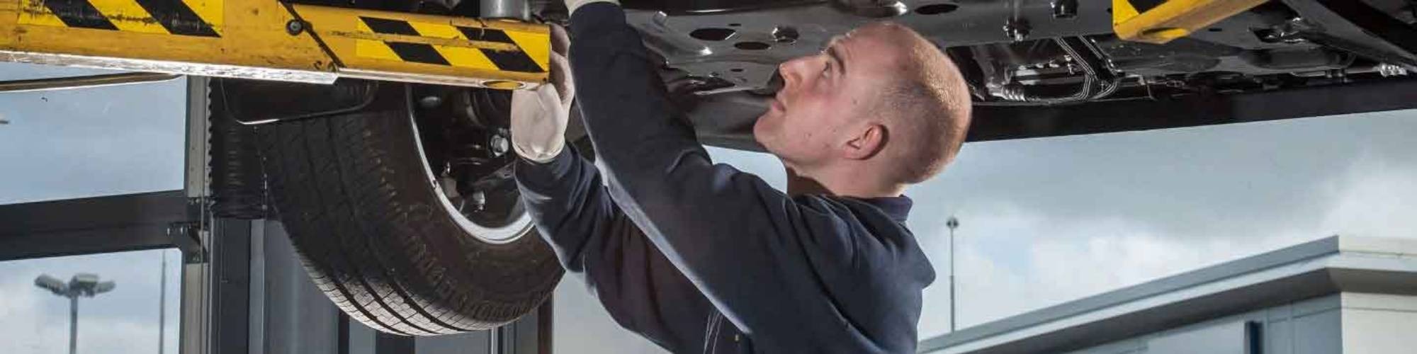 Car MOT - A Useful 2 Minute Check Before Your MOT Test