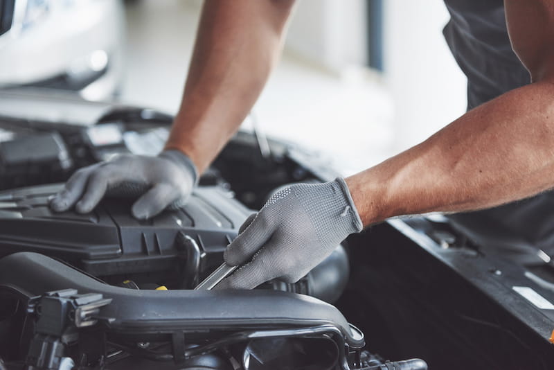 booking contract in car dealership